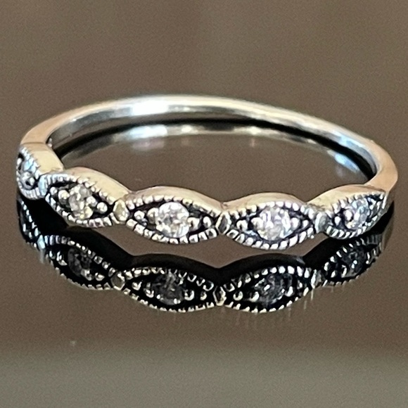 Sterling Silver Art Deco Ring - Picture 7 of 7